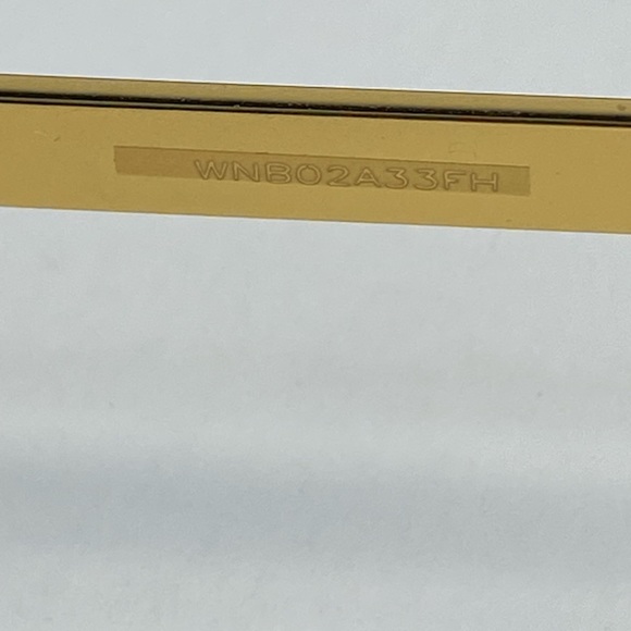 FENDI Rose Gold Shield Sunglasses
FF 0440/S 0000 99 - Picture 16 of 16